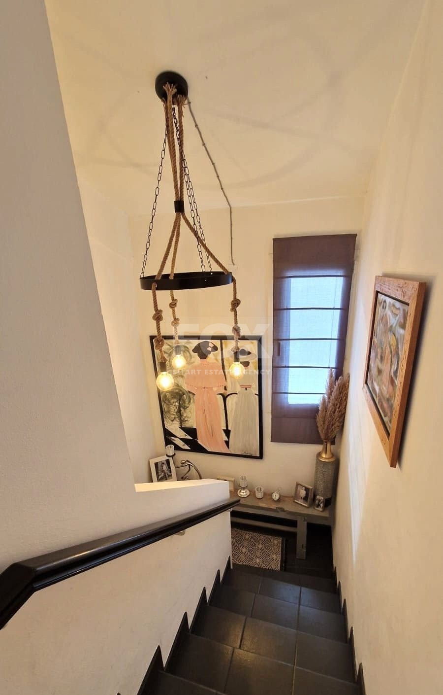 For Saale Spacious Detached Villa 4-Bedroom with extra studio and pool Sea View in Pissouri