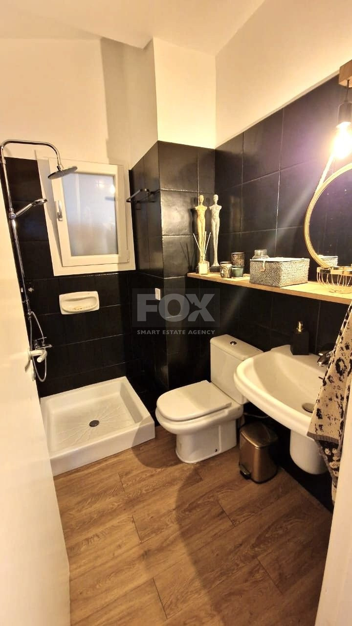 For Saale Spacious Detached Villa 4-Bedroom with extra studio and pool Sea View in Pissouri