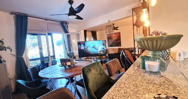 For Saale Spacious Detached Villa 4-Bedroom with extra studio and pool Sea View in Pissouri