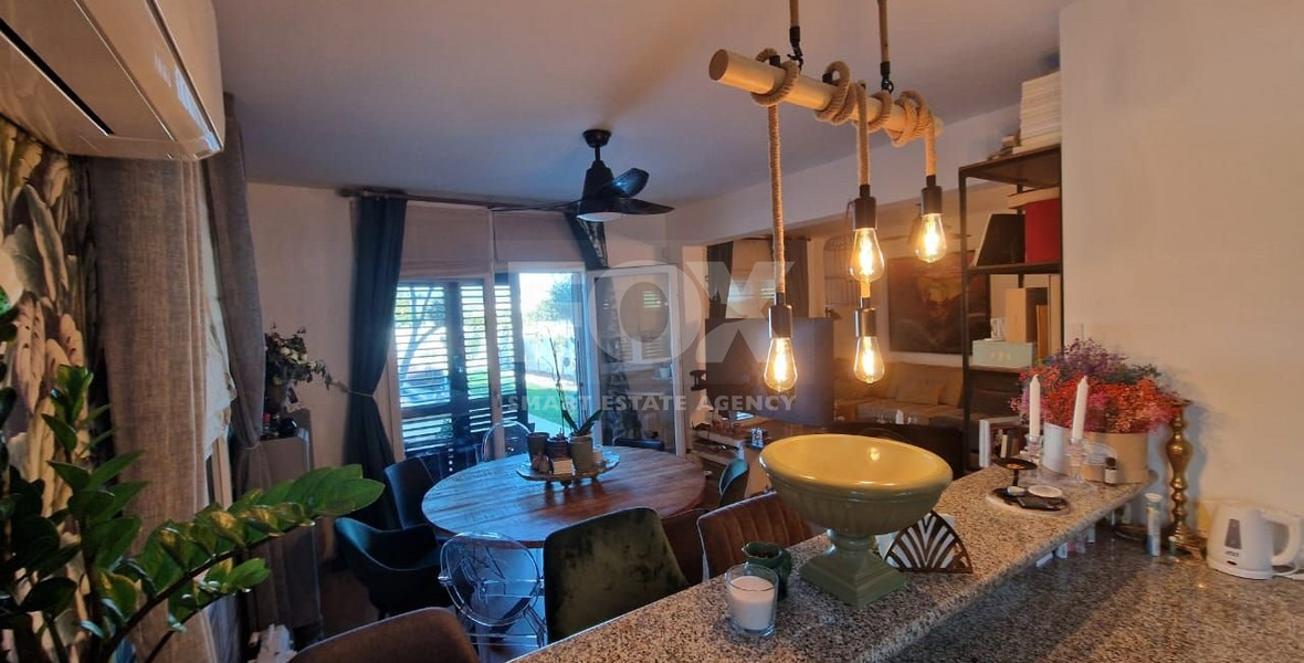 For Saale Spacious Detached Villa 4-Bedroom with extra studio and pool Sea View in Pissouri