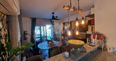 For Saale Spacious Detached Villa 4-Bedroom with extra studio and pool Sea View in Pissouri