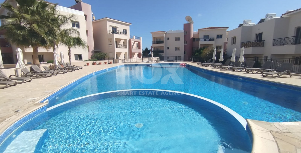For Sale: Stylish two Bedroom Apartment with Pool in Tombs Of the Kings
