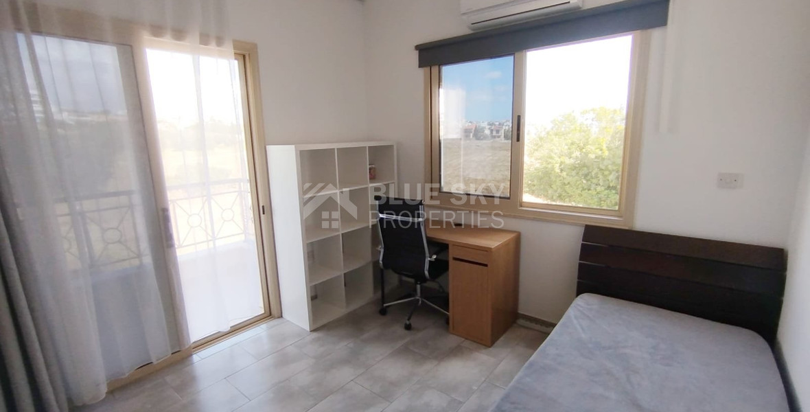 For Sale: Stylish two Bedroom Apartment with Pool in Tombs Of the Kings