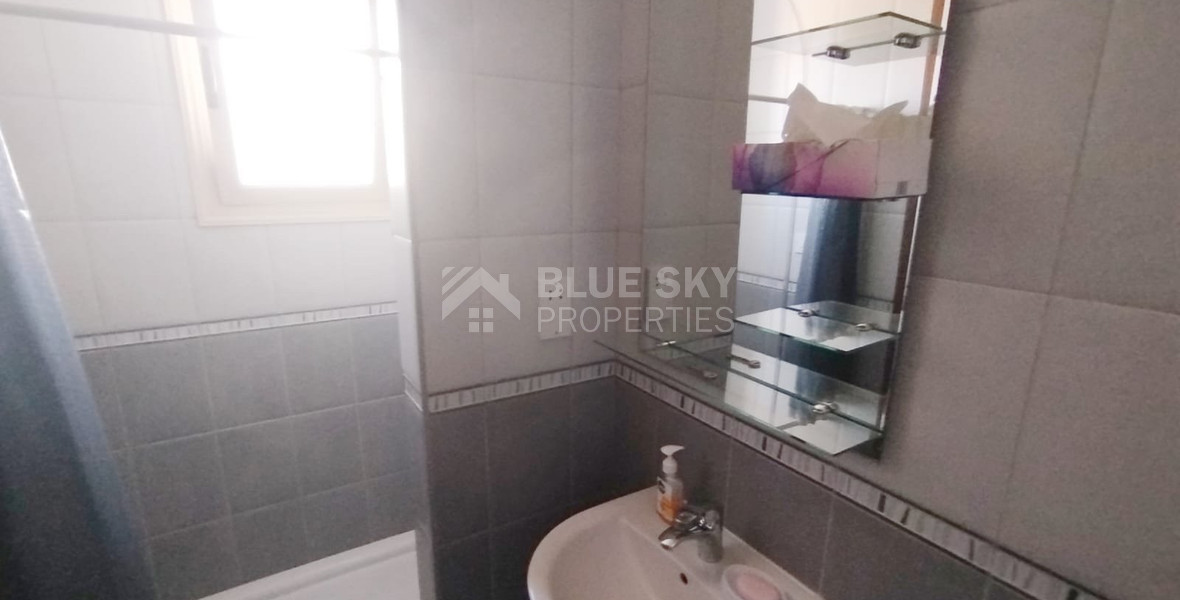 For Sale: Stylish two Bedroom Apartment with Pool in Tombs Of the Kings