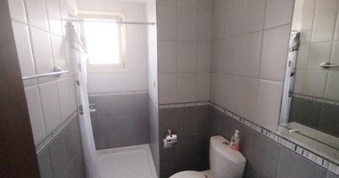 For Sale: Stylish two Bedroom Apartment with Pool in Tombs Of the Kings