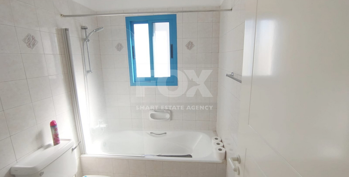 For Sale: Two Bedroom Apartment in Kato Pafos, near the Harbour
