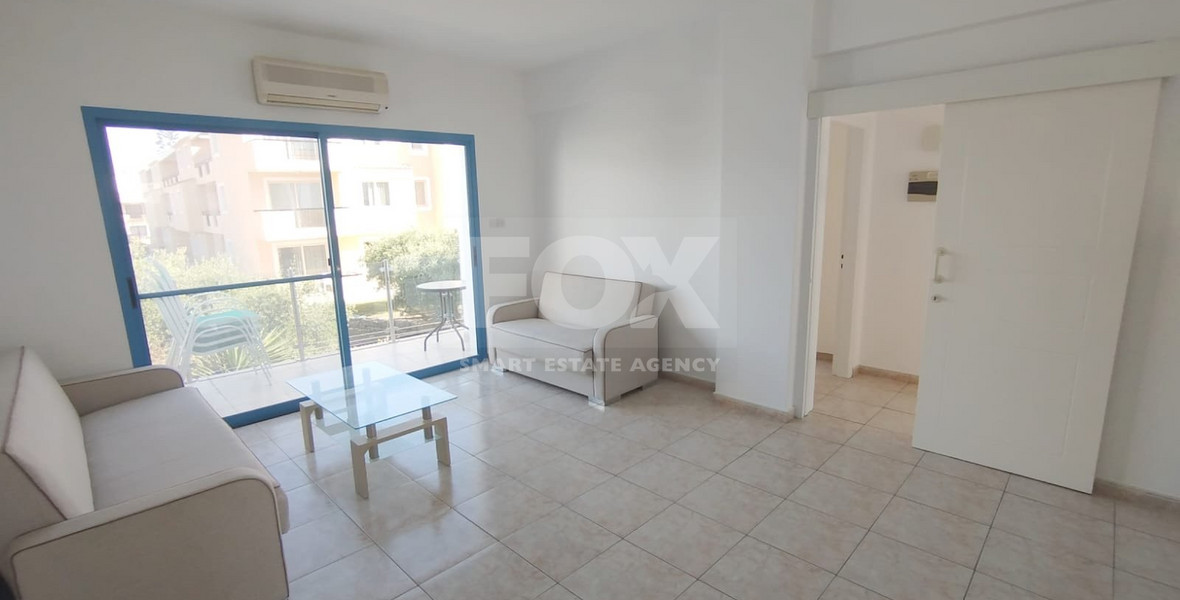 For Sale: Two Bedroom Apartment in Kato Pafos, near the Harbour