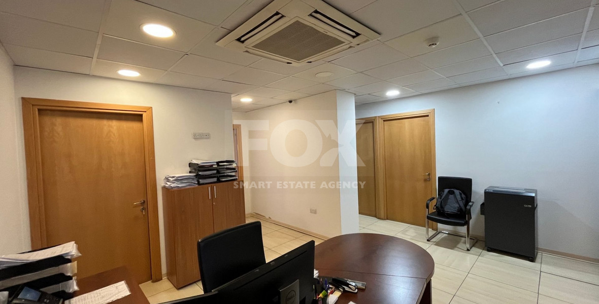 SPACIOUS AND MULTIFUNCTIONAL 300 m2 OFFICE SPACE FOR RENT IN THE BUSSINESS PART OF AGIOS NIKOLAOS