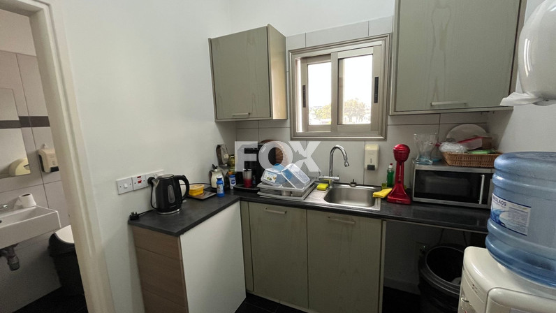 Office 300 m² for rent in Agios Nicolaos, Limassol, Cyprus