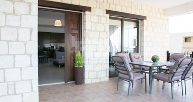 Elegant Two Bedroom Bungalow For Rent in Theletra, Paphos