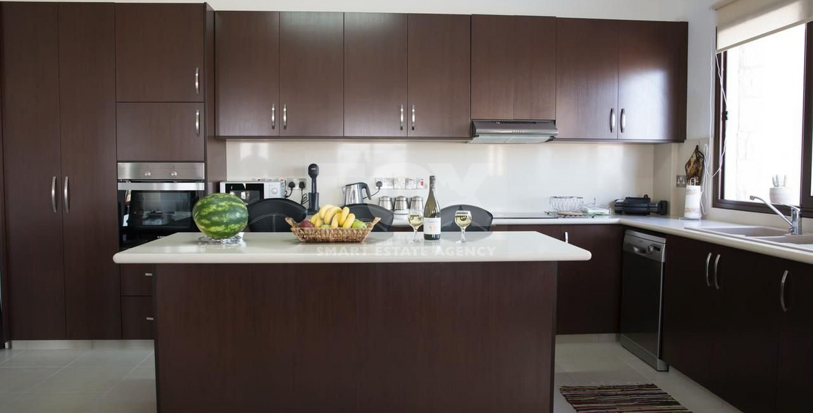 Elegant Two Bedroom Bungalow For Rent in Theletra, Paphos