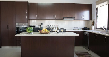 Elegant Two Bedroom Bungalow For Rent in Theletra, Paphos