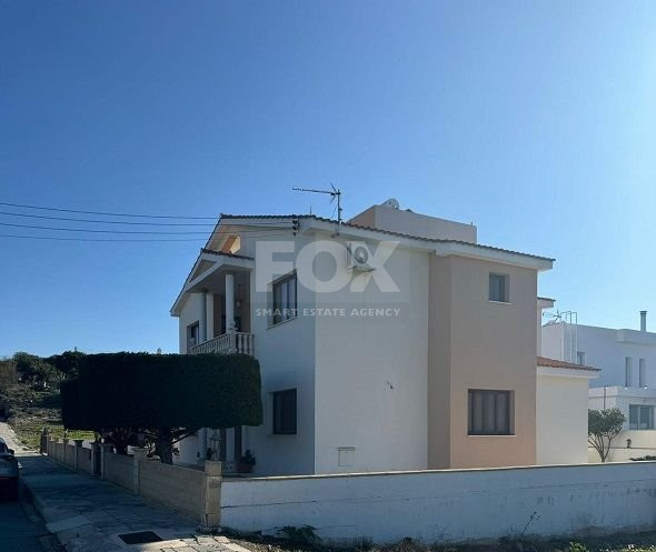 Four bedroom villa,  plus extra room, for sale in Emba, Paphos