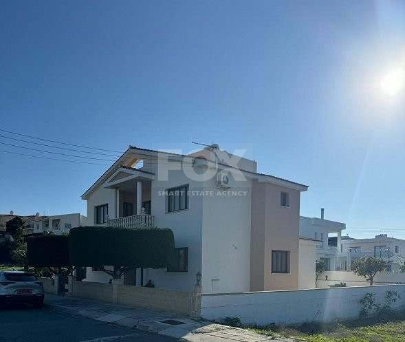 Four bedroom villa,  plus extra room, for sale in Emba, Paphos