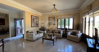 Four bedroom villa,  plus extra room, for sale in Emba, Paphos