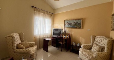 Four bedroom villa,  plus extra room, for sale in Emba, Paphos