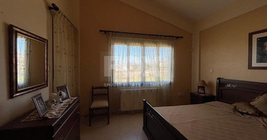 Four bedroom villa,  plus extra room, for sale in Emba, Paphos