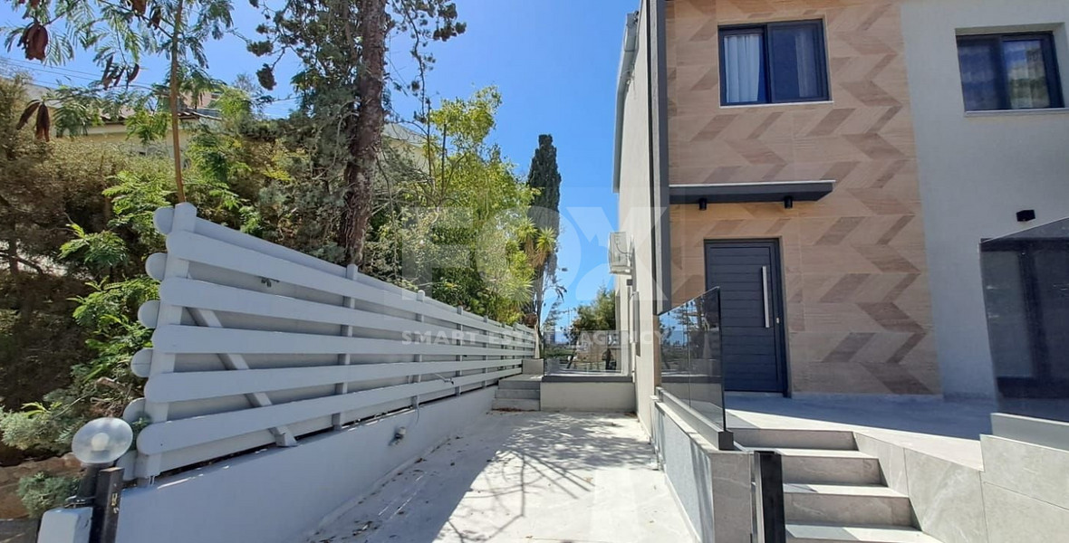 Three bedroom maisonette for rent in Agios Tychonas tourist area, Limassol
