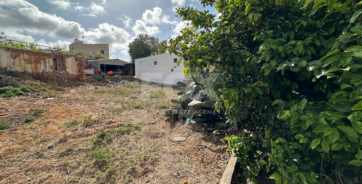 Prime Development Land for Sale in Kissonerga