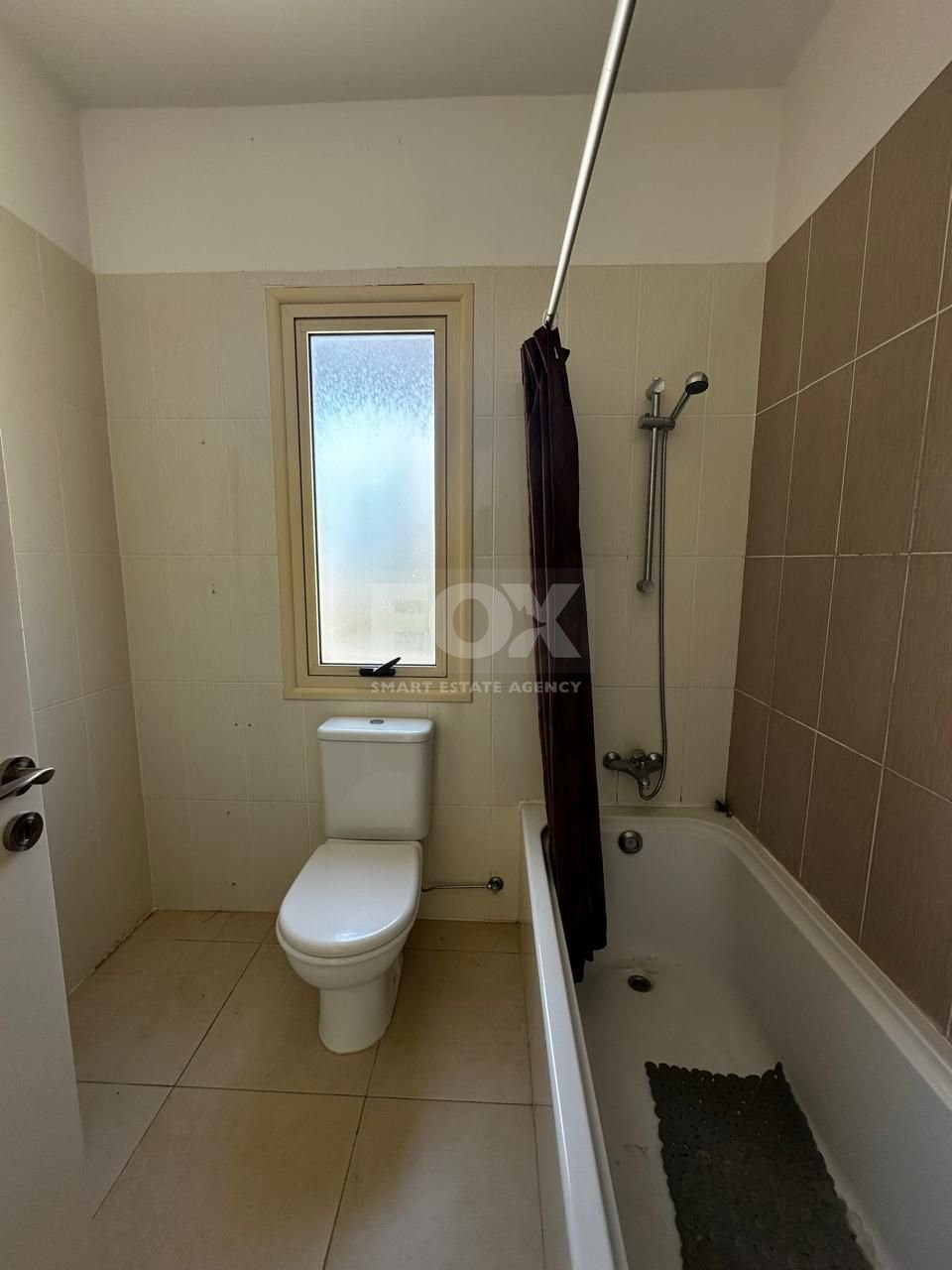 Three-bedroom apartment is available for sale in Universal, Paphos
