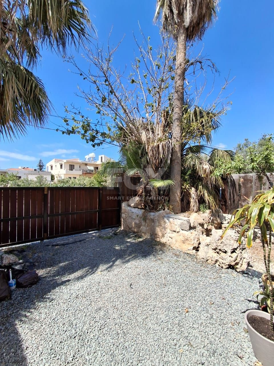 Modern Fully Furnished One Bedroom Bungalow to Rent in Chloraka