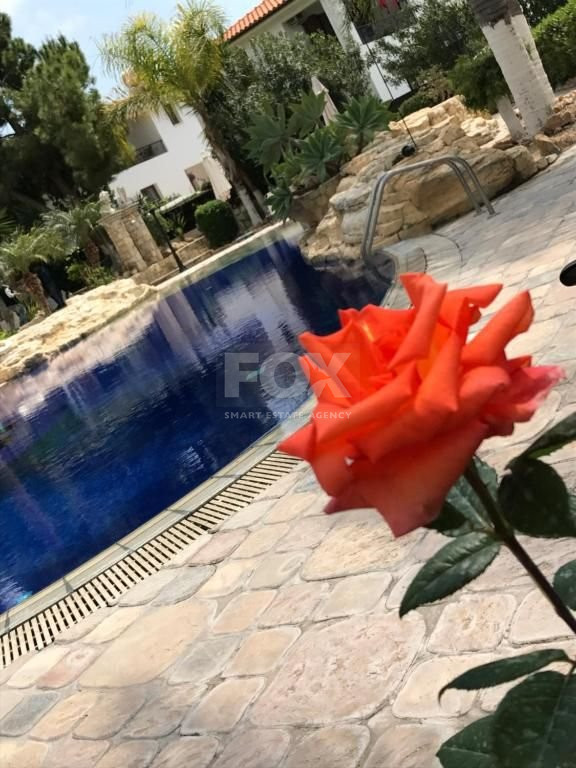 Charming 3-Bedroom Villa with Pool, Sea & Mountain Views