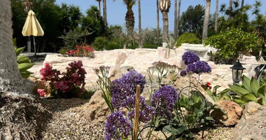 Charming 3-Bedroom Villa with Pool, Sea & Mountain Views