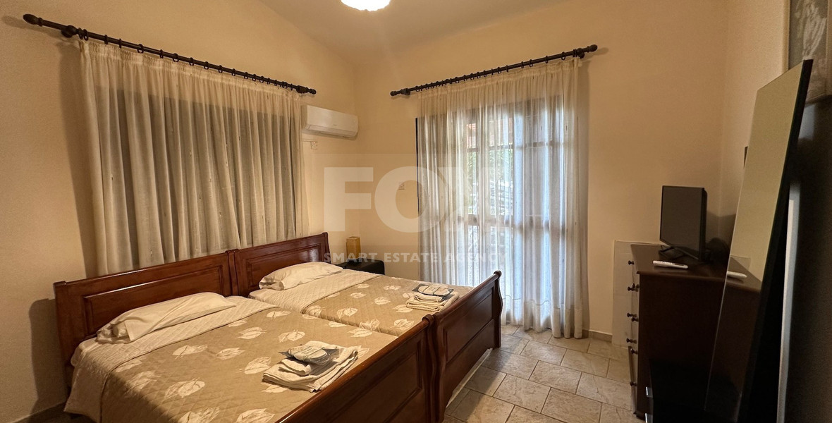 Charming 3-Bedroom Villa with Pool, Sea & Mountain Views