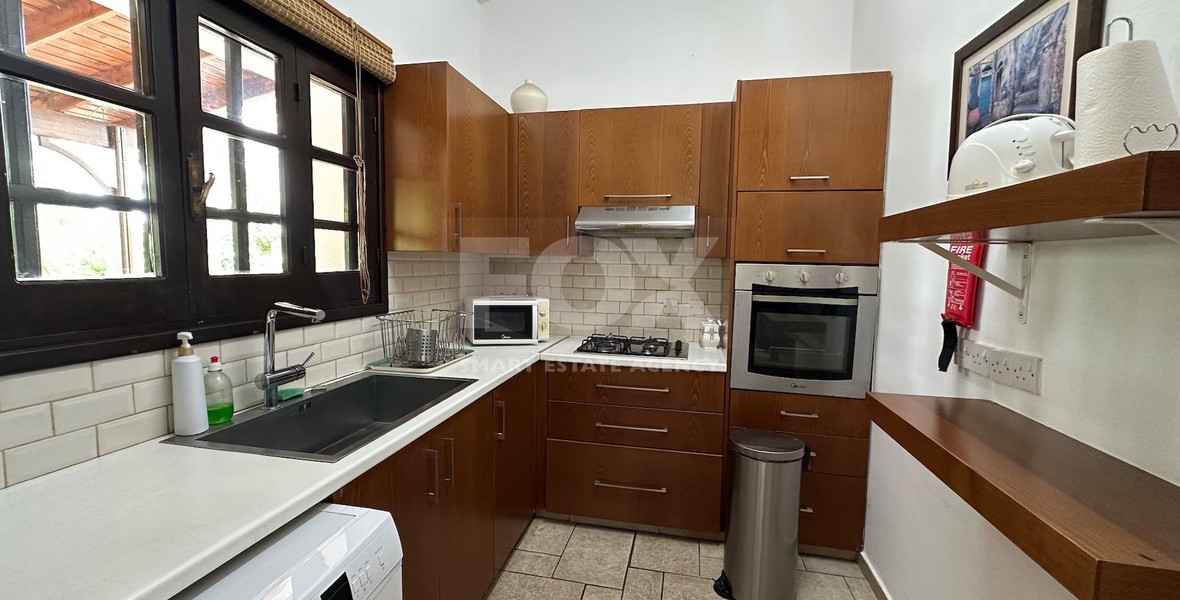 Charming 3-Bedroom Villa with Pool, Sea & Mountain Views