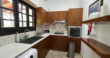 Charming 3-Bedroom Villa with Pool, Sea & Mountain Views