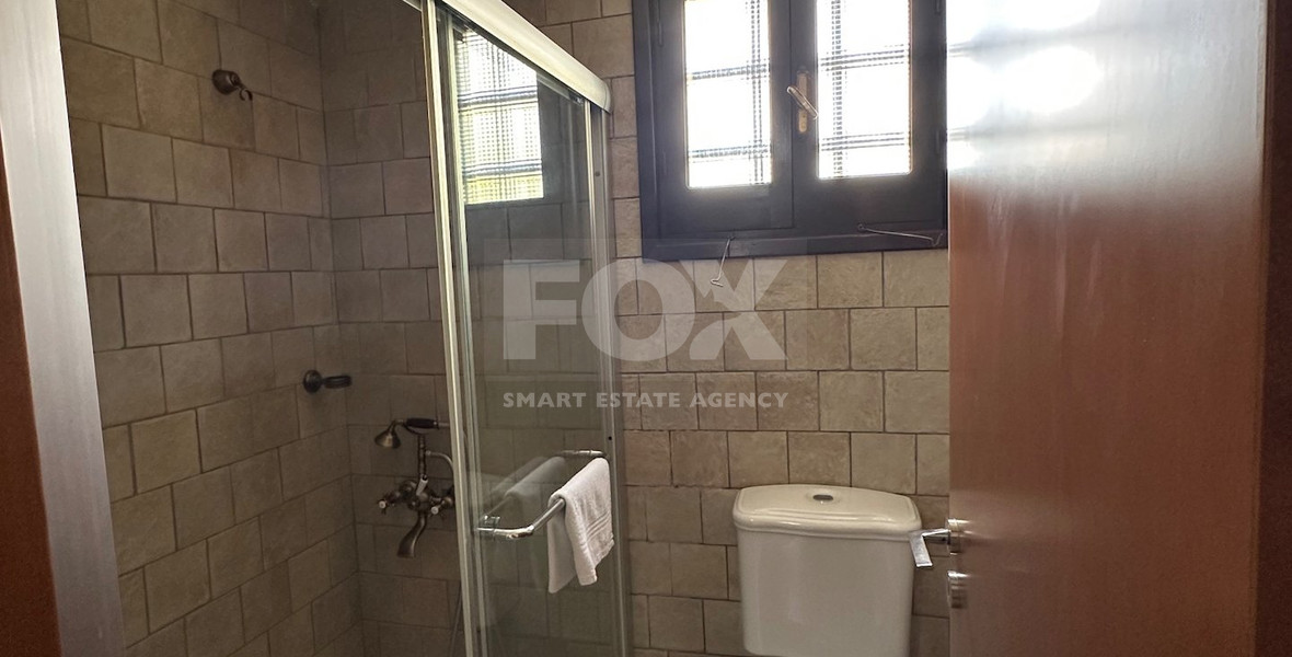 Charming 3-Bedroom Villa with Pool, Sea & Mountain Views