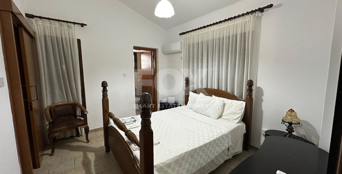 Charming 3-Bedroom Villa with Pool, Sea & Mountain Views