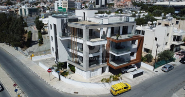 Modern Two-Bedroom Penthouse for sale in Tsirio: with Roof Garden & Views