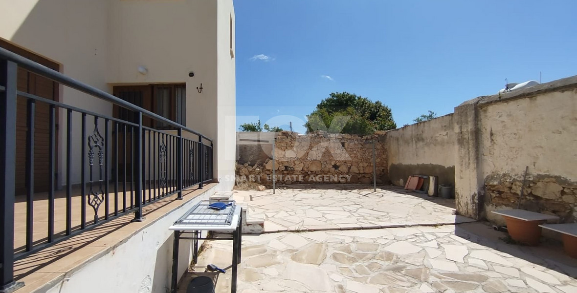 Three Bedroom Detached Villa for Rent in the Heart of Peyia