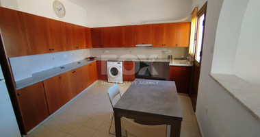 Three Bedroom Detached Villa for Rent in the Heart of Peyia
