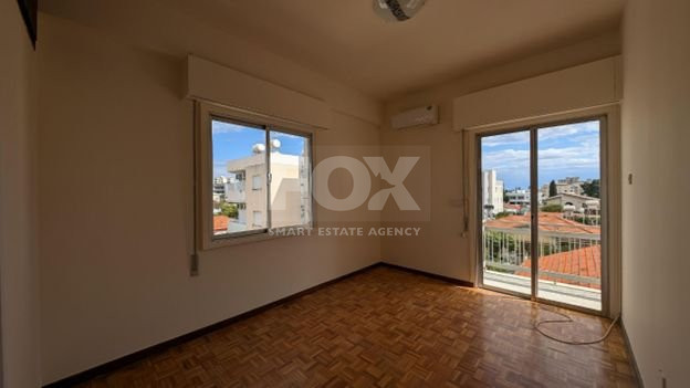 Four bedroom penthouse for sale in Apostoloi Petrou & Pavlou Limassol
