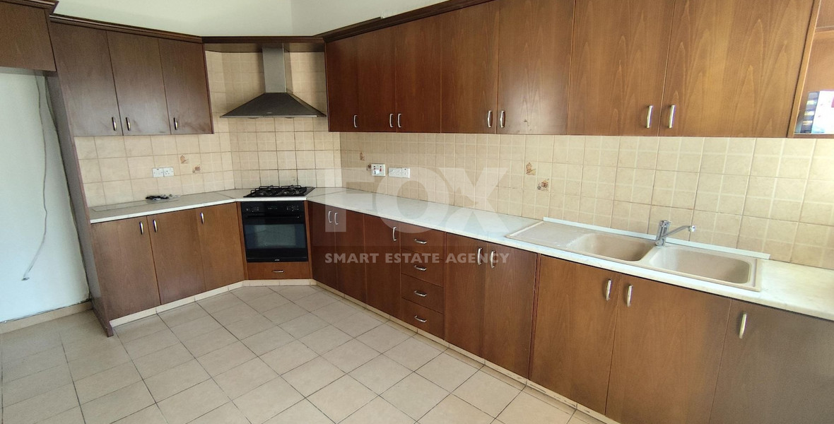 Three bedroom Upper house for sale in Kato Polemidia, Limassol