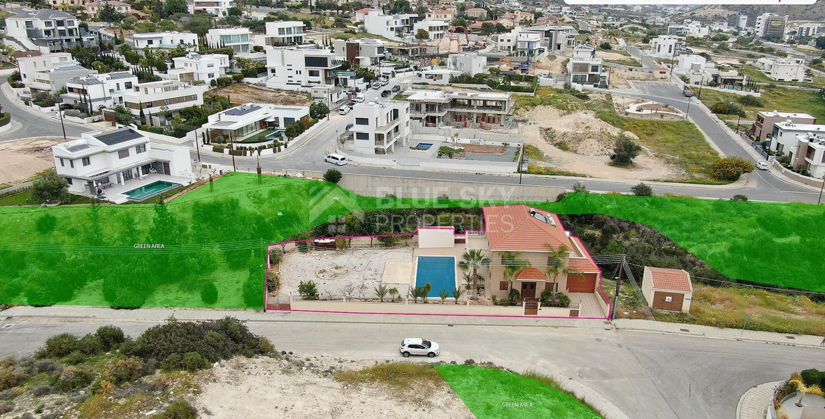 Luxury  3 bedroom house for sale in Agios Athanasios, Limassol