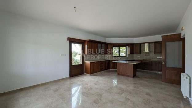 Luxury  3 bedroom house for sale in Agios Athanasios, Limassol