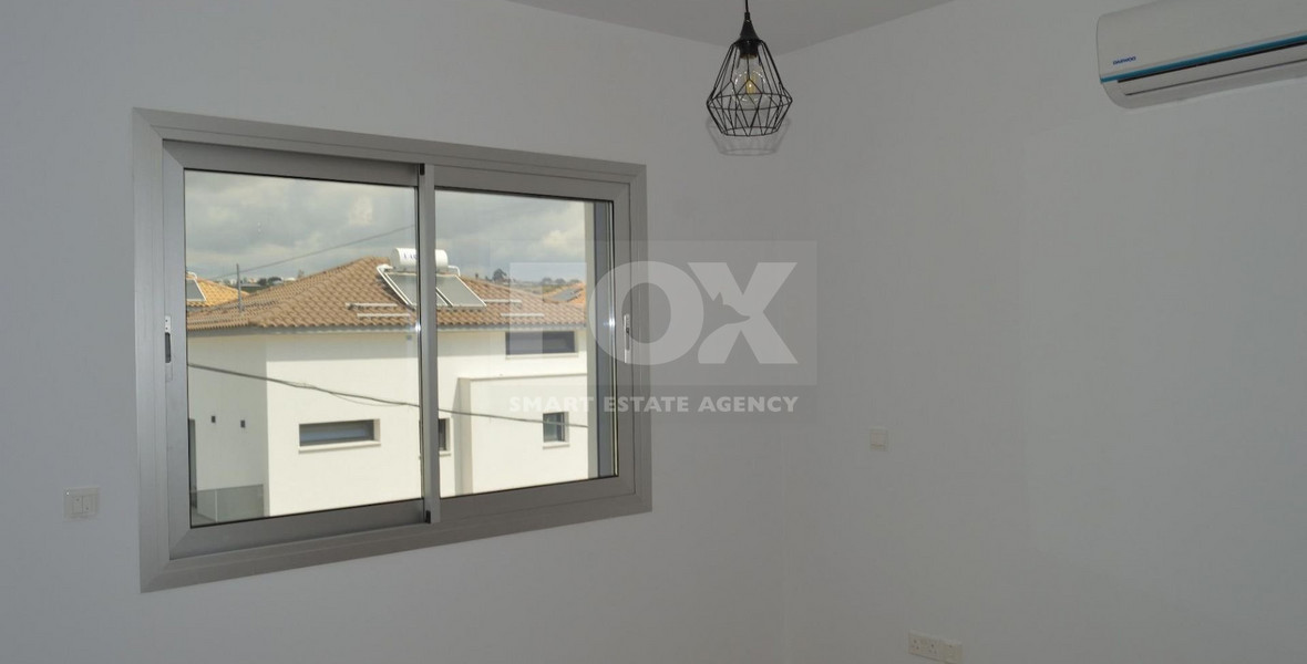 Modern 2 bedroom penthouse for rent in Kolossi, Limassol