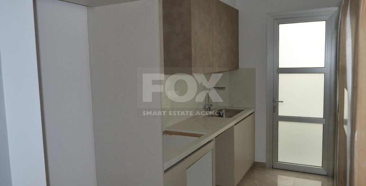 Modern 2 bedroom penthouse for rent in Kolossi, Limassol
