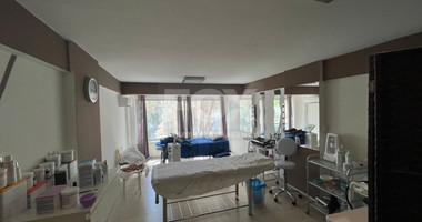 Unfurnished Ground Floor Shop for Rent 80 m2 (ground floor + mezzanine) in Agia Zoni