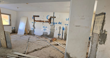 Office for Rent 100m2 in Vibrant Agia Trias