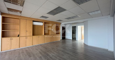 SALE: OPEN PLAN OFFICES OFFERING 200 SQM APPROXIMATE COVERED AREA ON PRIME BUSINESS AVENUE ON GRIVA DIGENI