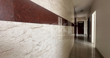 SALE: OPEN PLAN OFFICES OFFERING 200 SQM APPROXIMATE COVERED AREA ON PRIME BUSINESS AVENUE ON GRIVA DIGENI