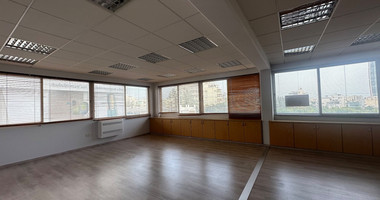 SALE: OPEN PLAN OFFICES OFFERING 200 SQM APPROXIMATE COVERED AREA ON PRIME BUSINESS AVENUE ON GRIVA DIGENI
