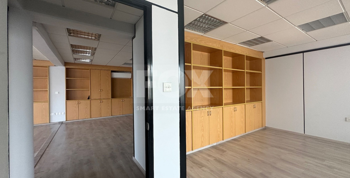 SALE: OPEN PLAN OFFICES OFFERING 200 SQM APPROXIMATE COVERED AREA ON PRIME BUSINESS AVENUE ON GRIVA DIGENI