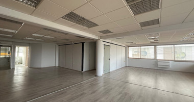 SALE: OPEN PLAN OFFICES OFFERING 200 SQM APPROXIMATE COVERED AREA ON PRIME BUSINESS AVENUE ON GRIVA DIGENI