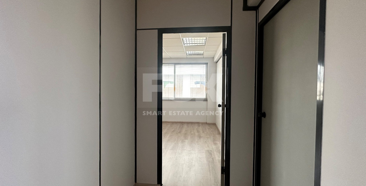 SALE: OPEN PLAN OFFICES OFFERING 200 SQM APPROXIMATE COVERED AREA ON PRIME BUSINESS AVENUE ON GRIVA DIGENI
