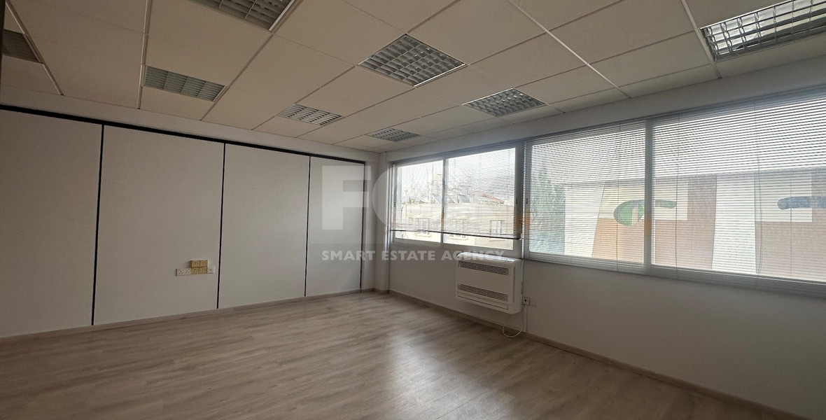 SALE: OPEN PLAN OFFICES OFFERING 200 SQM APPROXIMATE COVERED AREA ON PRIME BUSINESS AVENUE ON GRIVA DIGENI